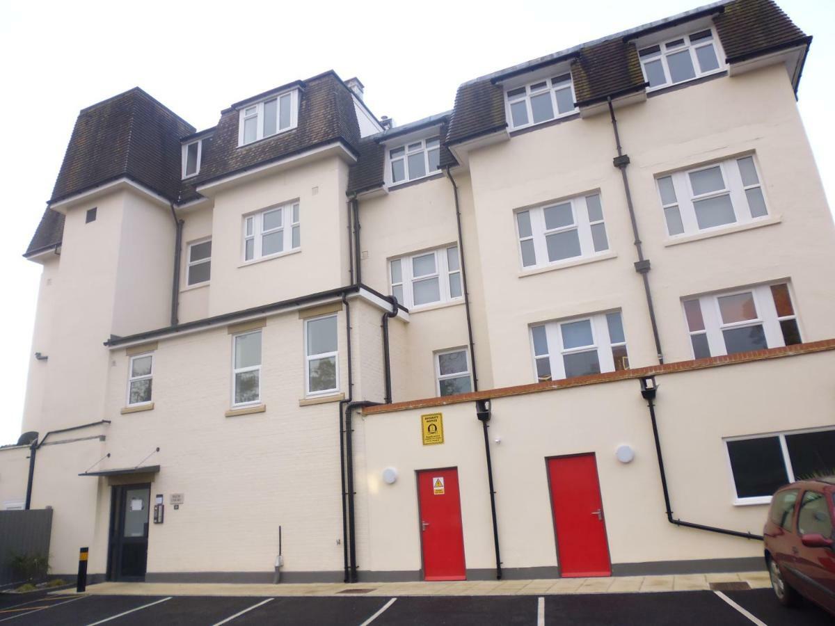 Close To Beach And Town Square Bournemouth Exterior photo